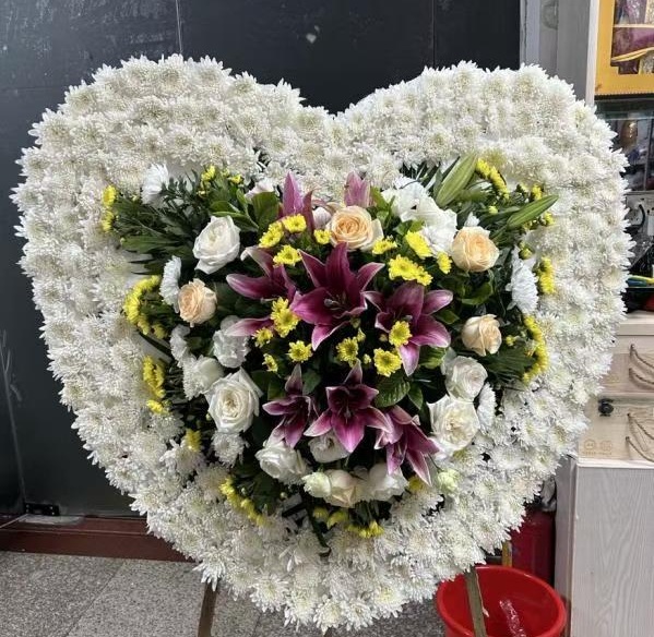 心型花圈